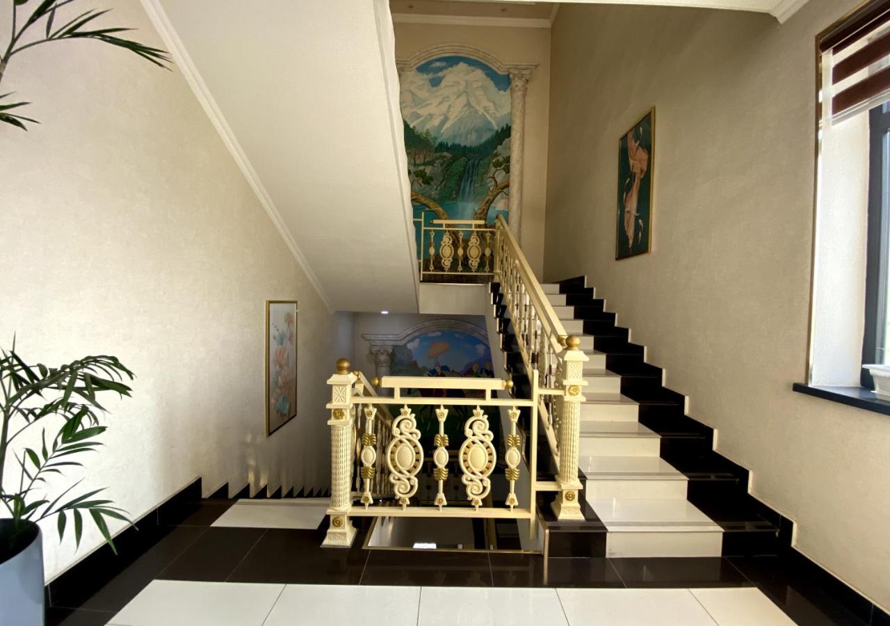 Diyor Hotel Marghilon المظهر الخارجي الصورة